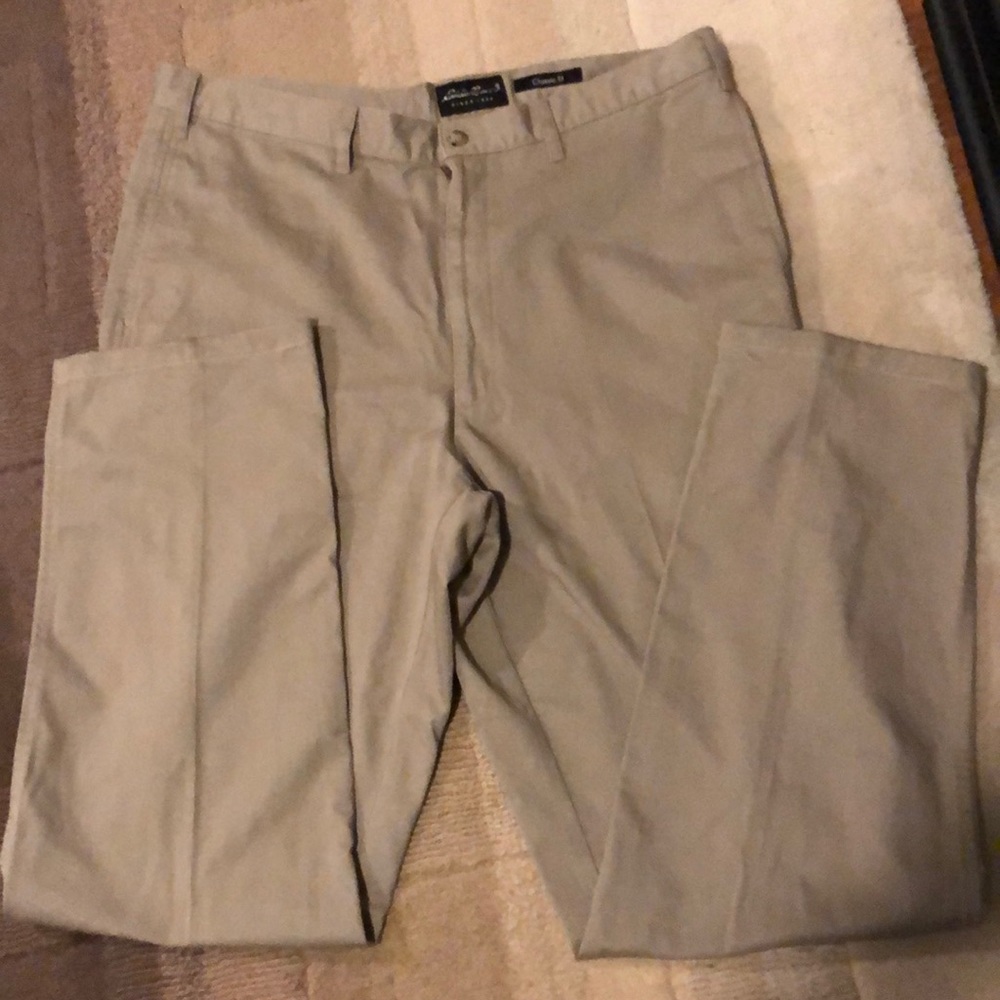 Men’s Eddie Bauer Khaki Pants